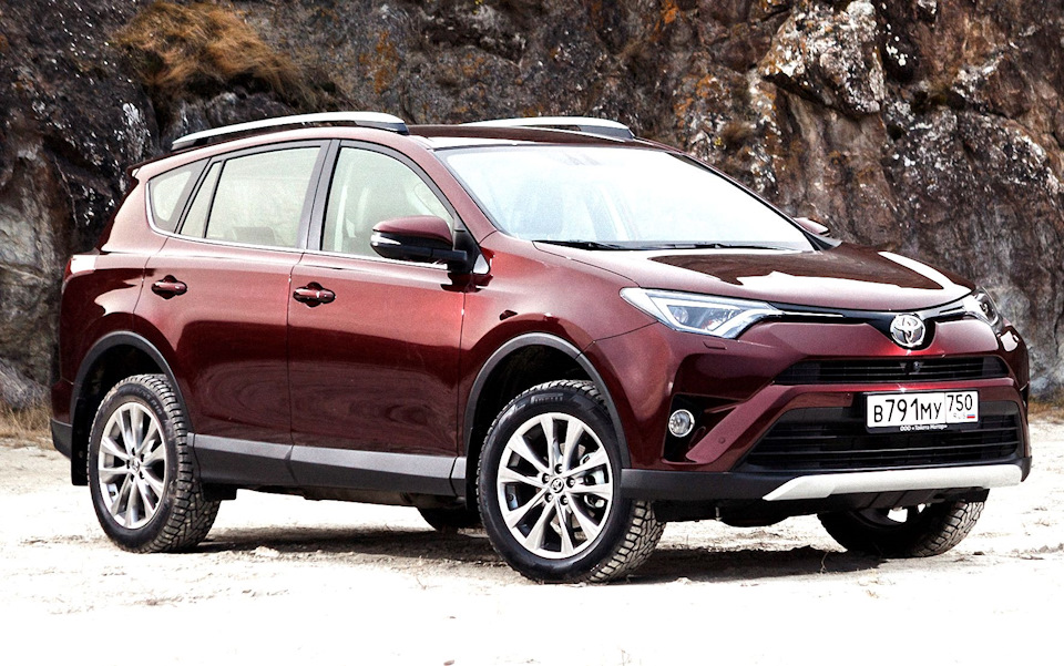 Toyota RAV4 2018 — Renault Koleos (2G)