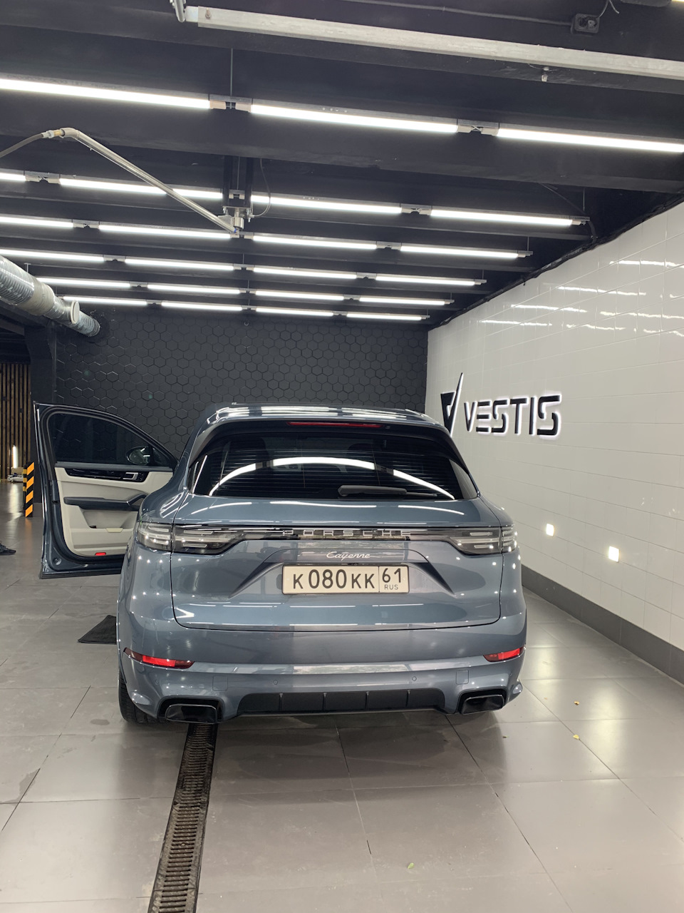 Фото в бортжурнале Porsche Cayenne (3G)