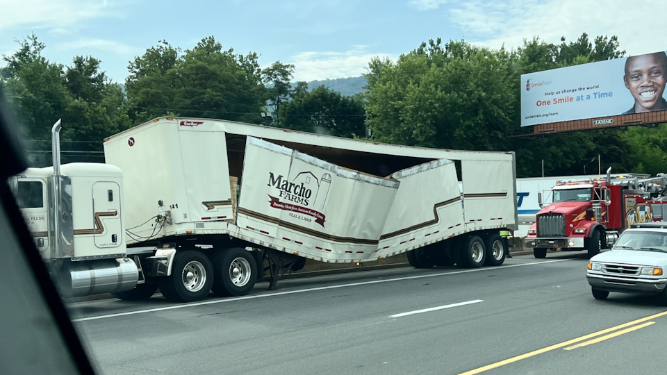 25 — Kenworth T680