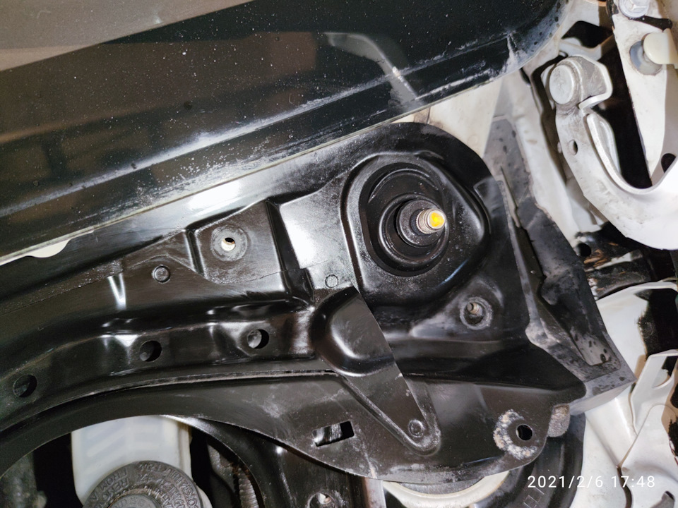 Фото в бортжурнале Toyota iQ