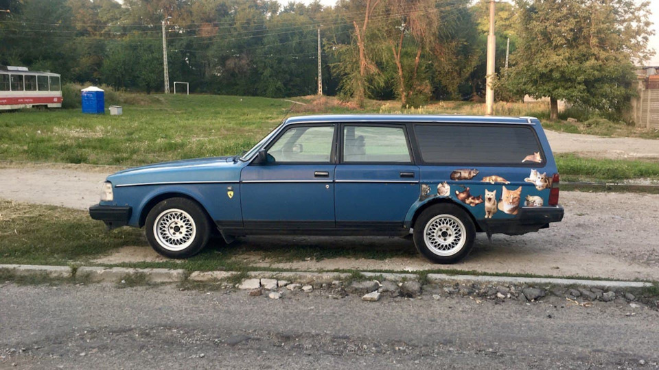 Volvo 245 '88 Blue