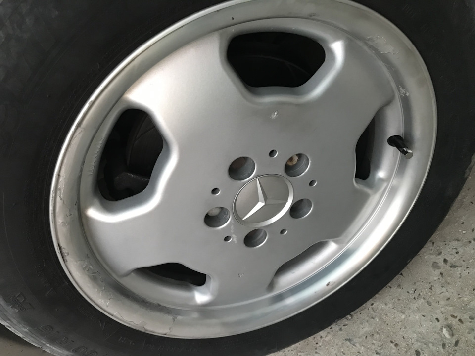 Фото в бортжурнале Mercedes-Benz E-Class (W124)