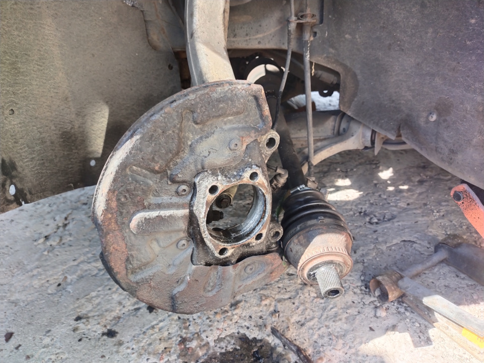 Фото в бортжурнале Audi A4 (B7)