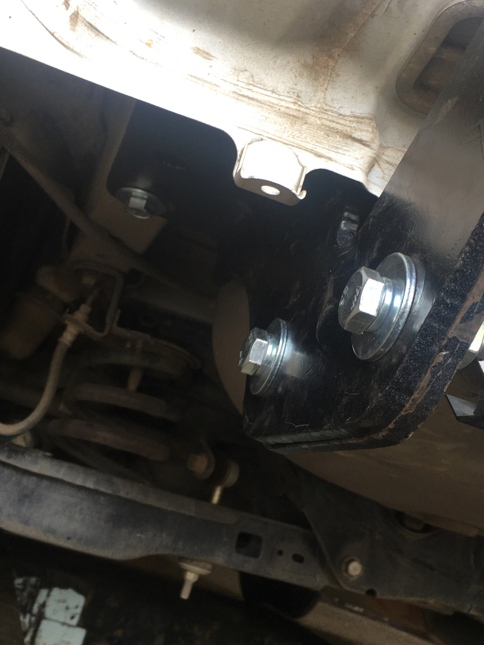 Фото в бортжурнале Toyota RAV4 (IV)