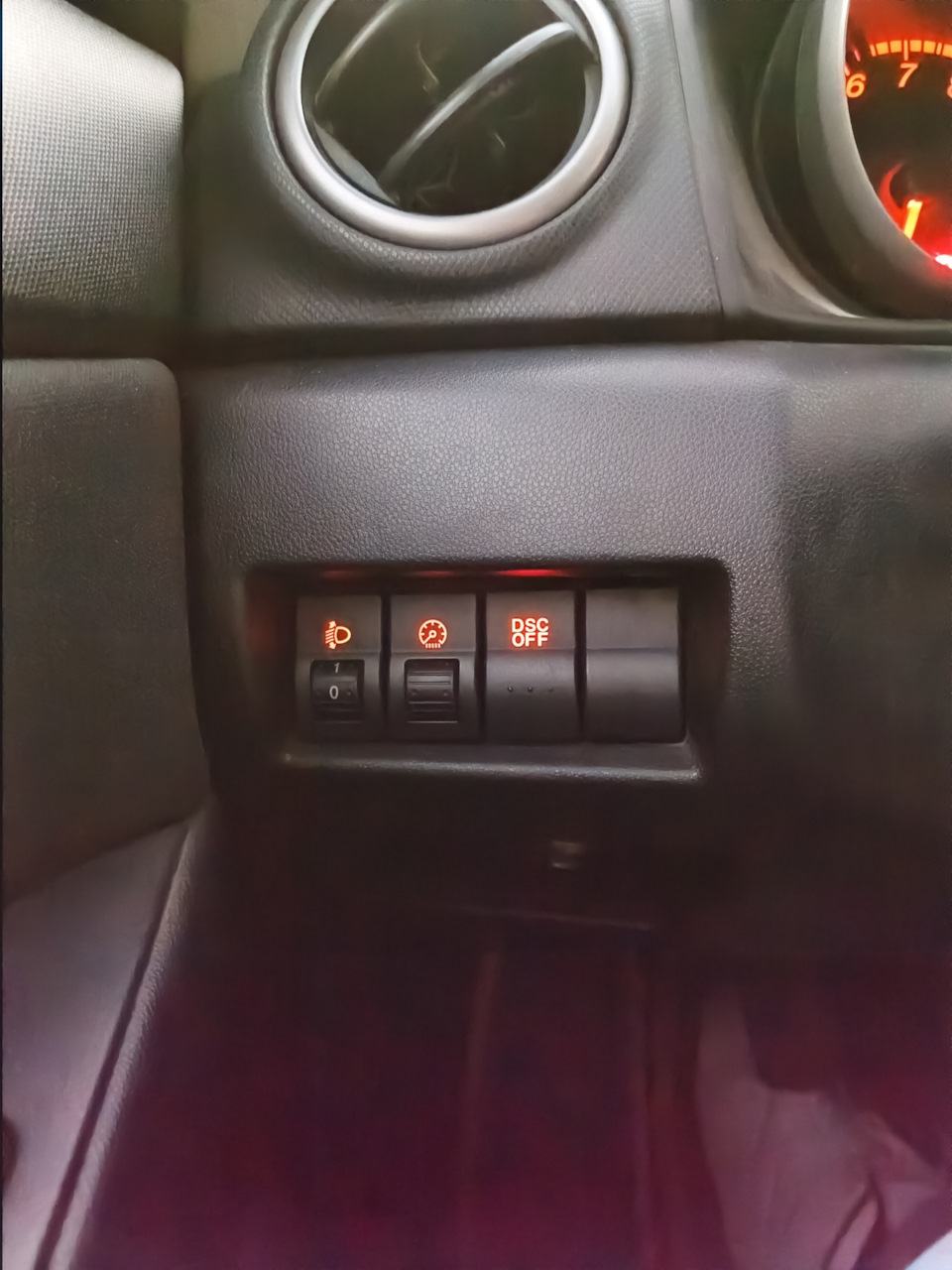 Фото в бортжурнале Mazda 3 (1G) BK