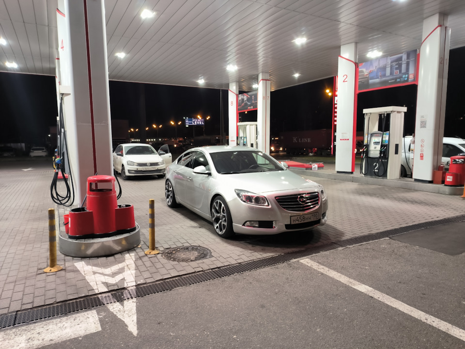 ЗаправОчка) — Opel Insignia (1G)