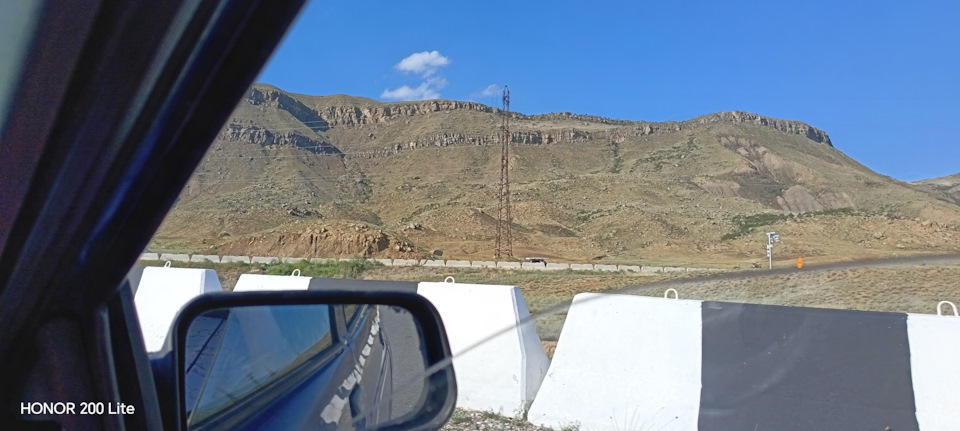 Конечно все у меня слева и Я проехал мимо… — Lada 21103