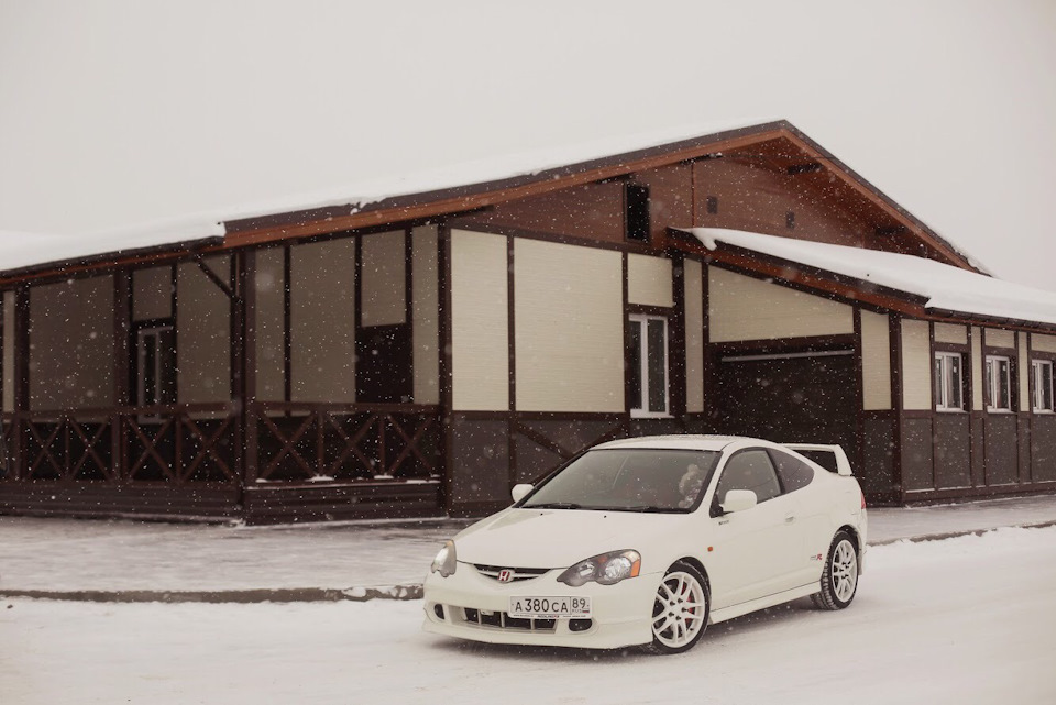 Фото в бортжурнале Honda Integra Type R (DC5)
