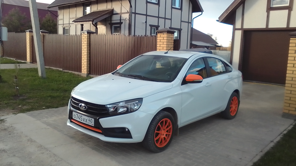 Lada Vesta Luxe Navi "Белка" 1.6АМТ