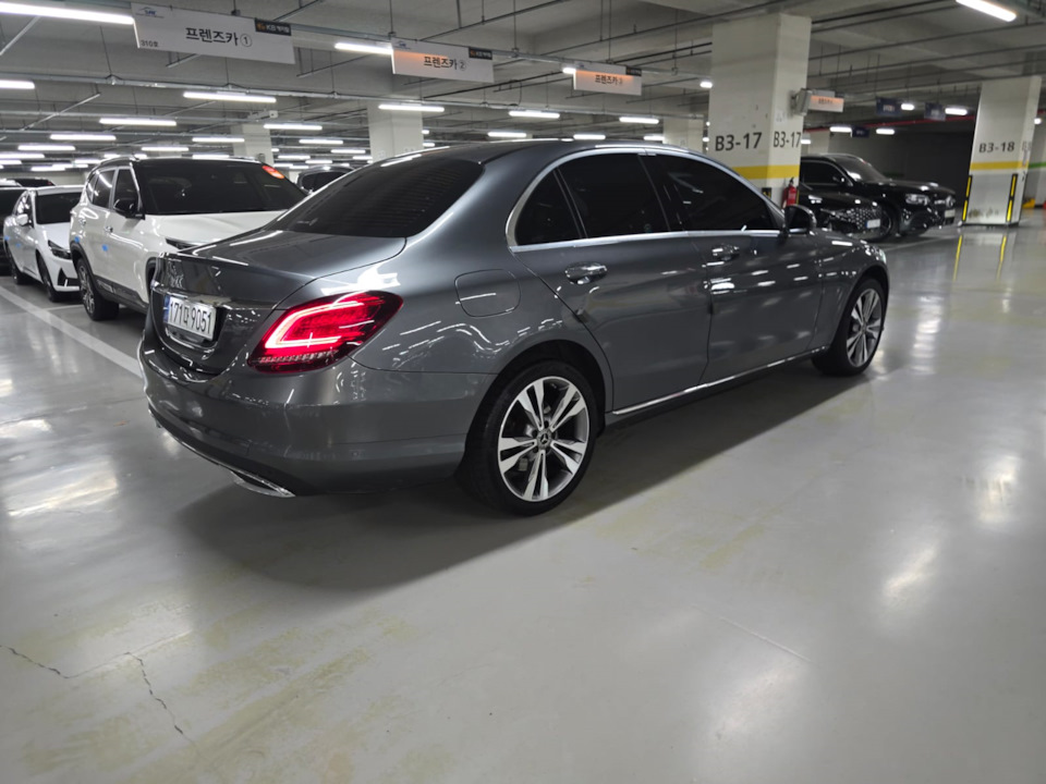 Фото в бортжурнале Mercedes-Benz C-Class (W205)