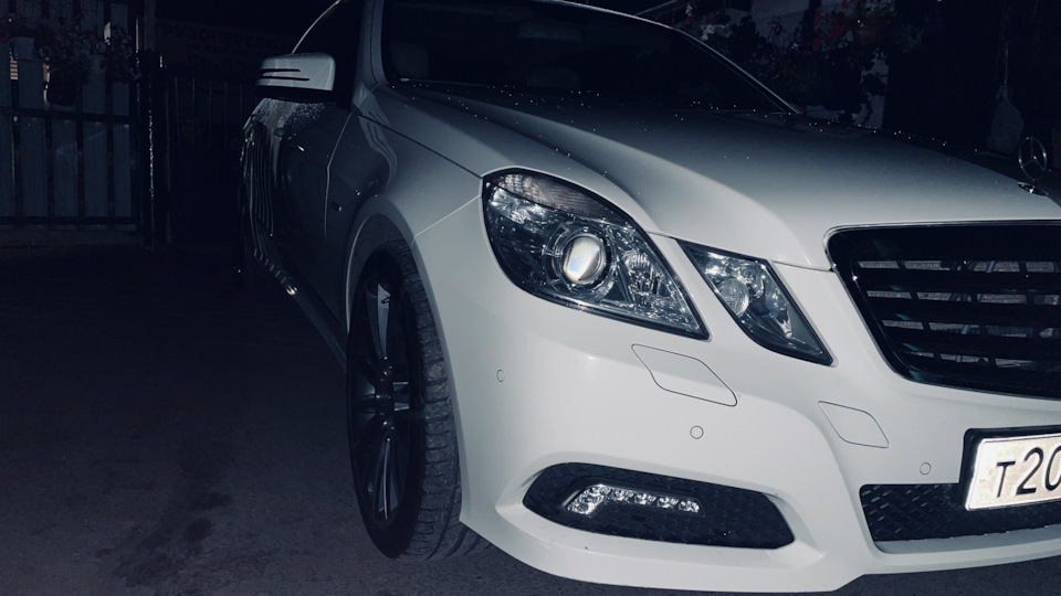 Mercedes-Benz E-Class E250 Avantgarde