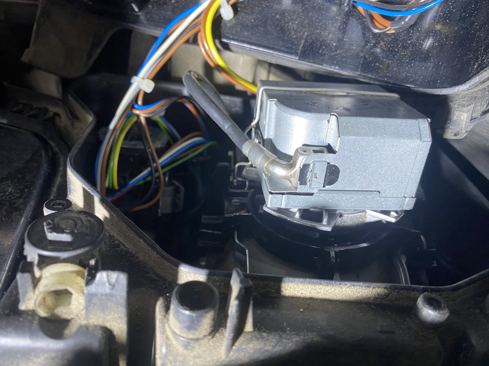Фото в бортжурнале BMW X5 (E53)