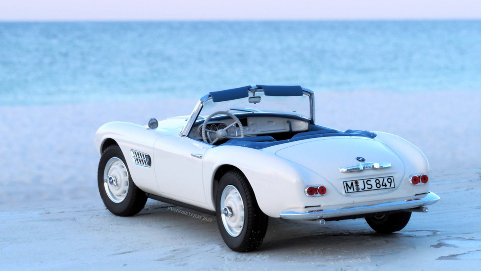 ディーラー特注 1/18 NOREV  507 ロードスター 1956 ディーラートクチュー 1/18 NOREV BMW 507 ロードスター-roadster 1956