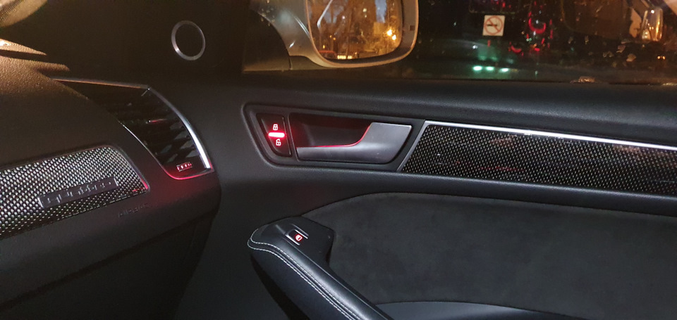 Запомним их такими) — Audi Q5 (1G)