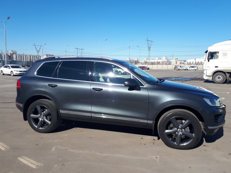 Фото в бортжурнале Volkswagen Touareg (2G)