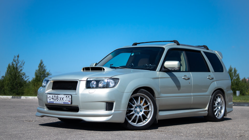 Subaru Forester 2,5 турбо на 6-ступке