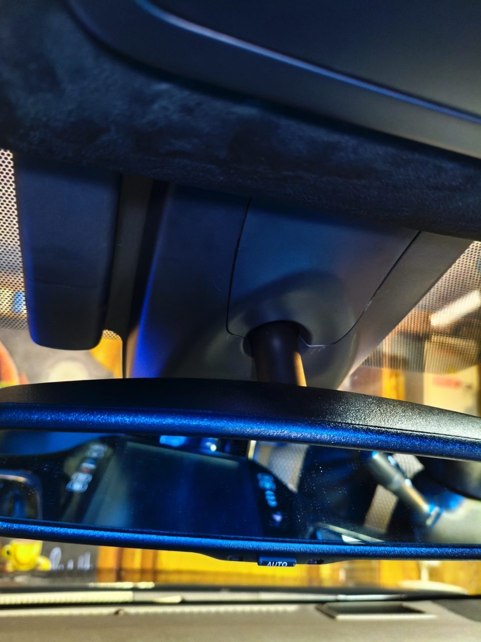Установил — Toyota Prius Plug-in Hybrid (2G)