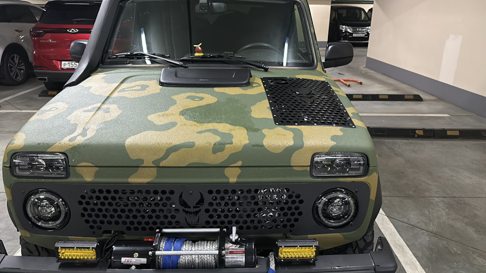 Капот — Lada 4x4 3D