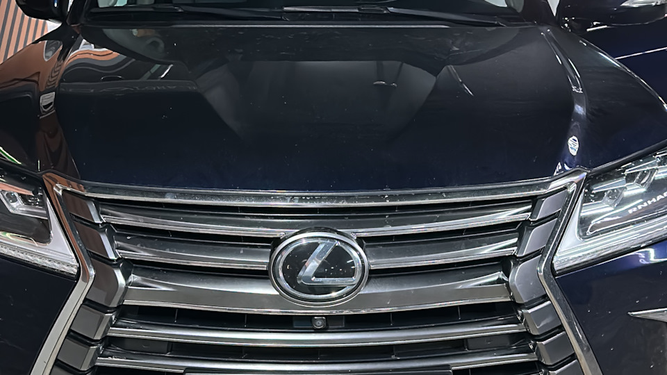 Lexus LX Синий Трактор