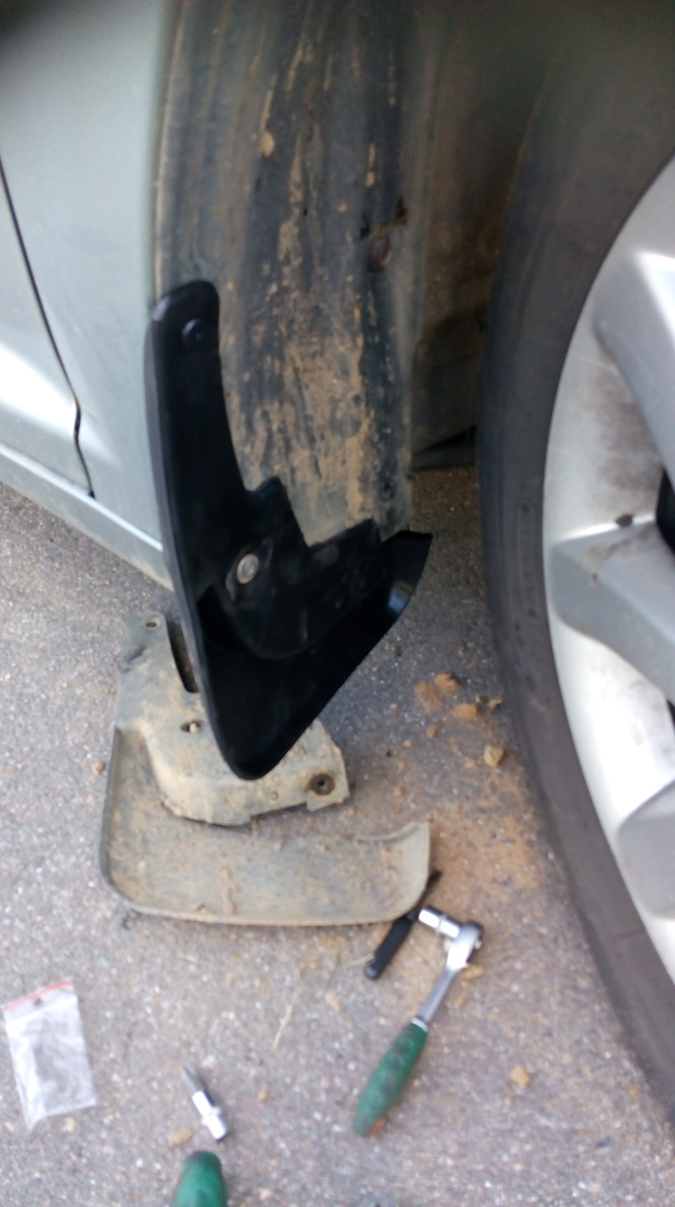 Фото в бортжурнале Toyota Avensis II