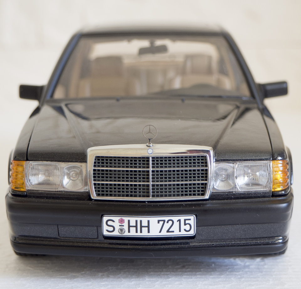 1:18 AUTOart Mercedes-Benz 190E 2.3 16 W201 — DRIVE2