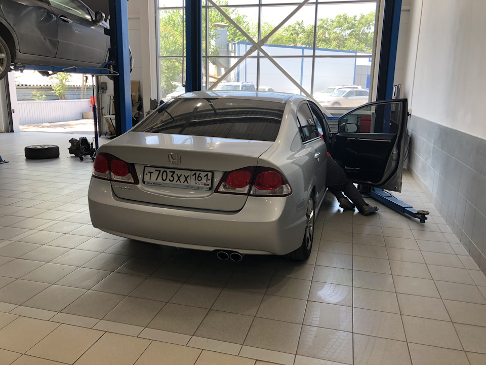 Фото в бортжурнале Honda Civic 4D (8G)