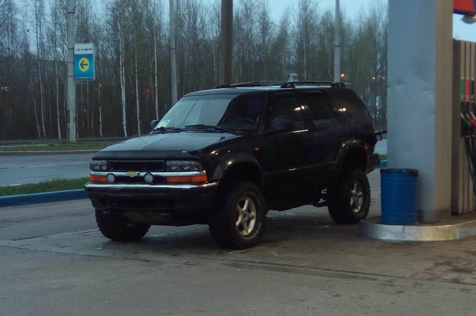 Фото в бортжурнале Chevrolet Blazer (S-15)