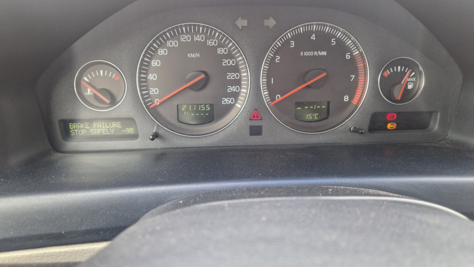 Фото в бортжурнале Volvo XC70 II. Запчасти на фото: 10020140, 21115S
