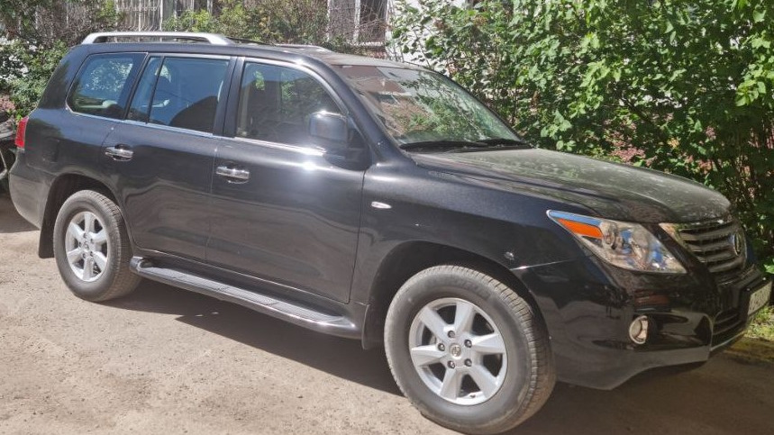 Lexus LX Бегемот