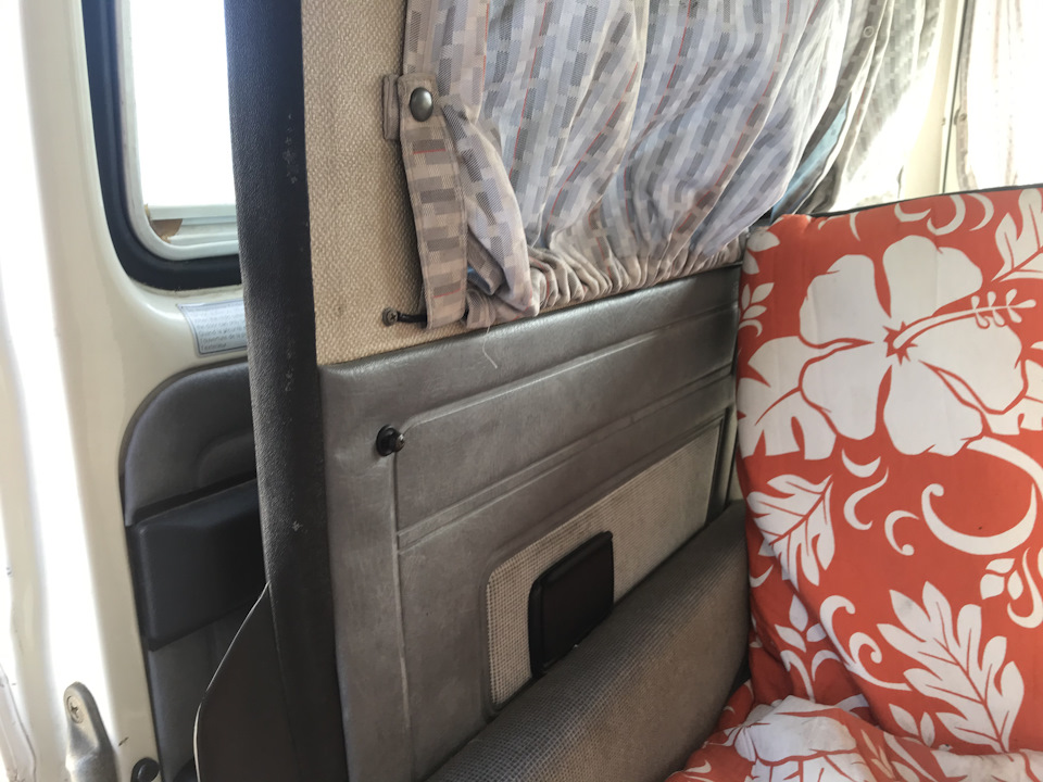 Фото в бортжурнале Volkswagen Transporter T3