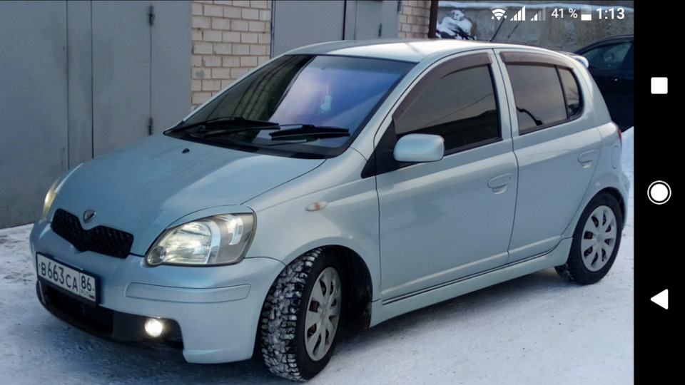 Toyota Vitz приколюха