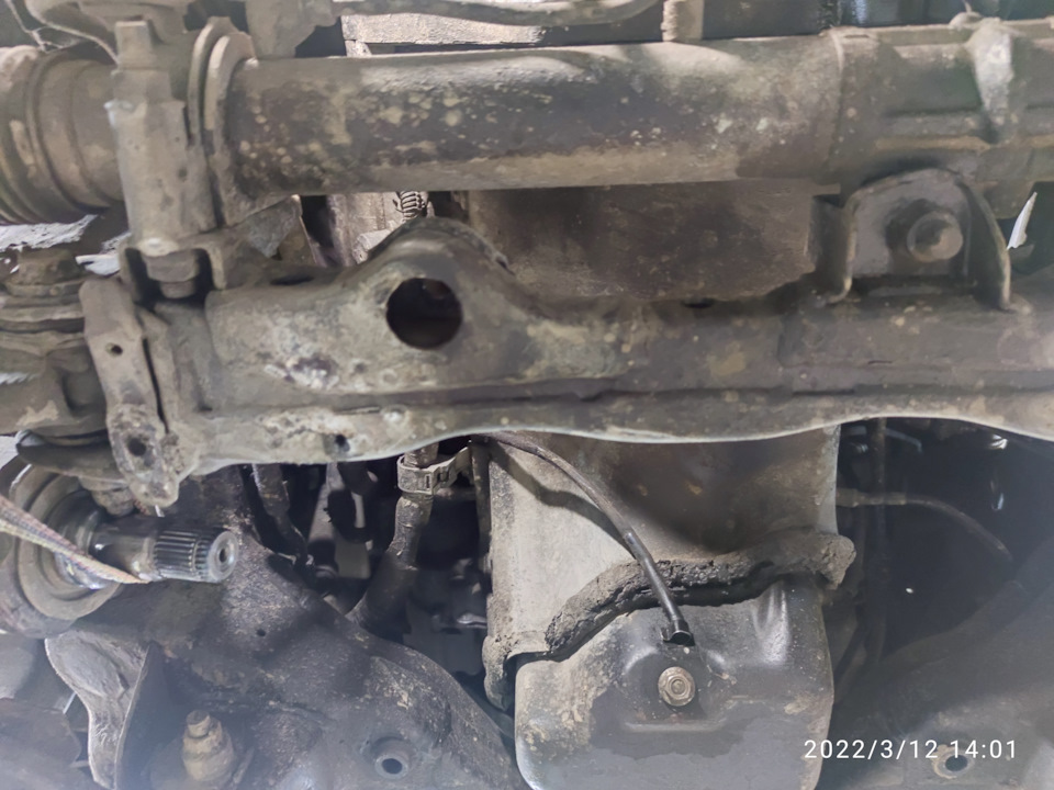 Фото в бортжурнале Toyota Land Cruiser Prado 90-series. Запчасти на фото: 2022312