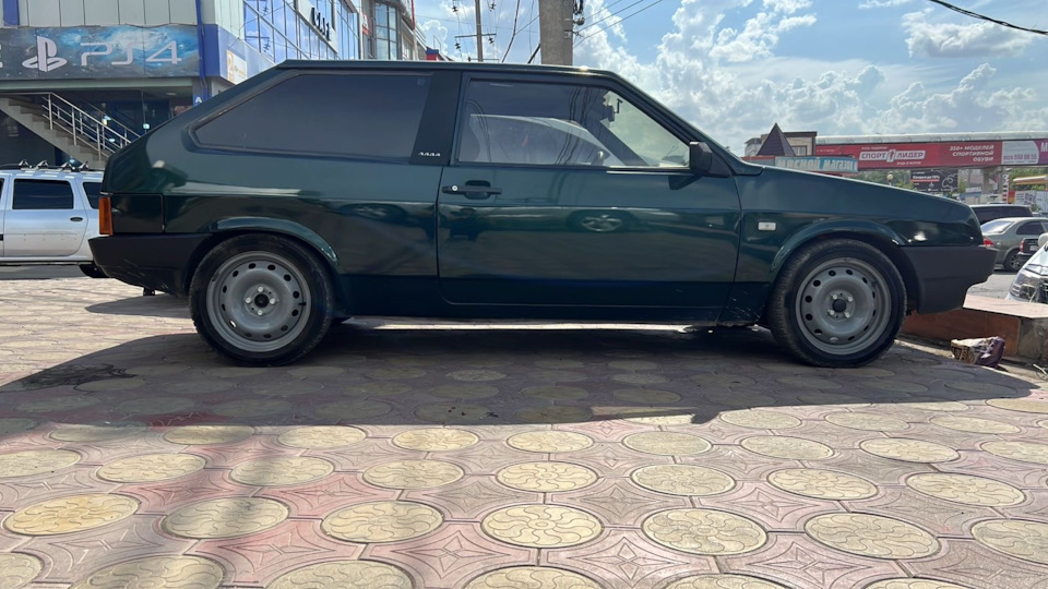 Lada 2108