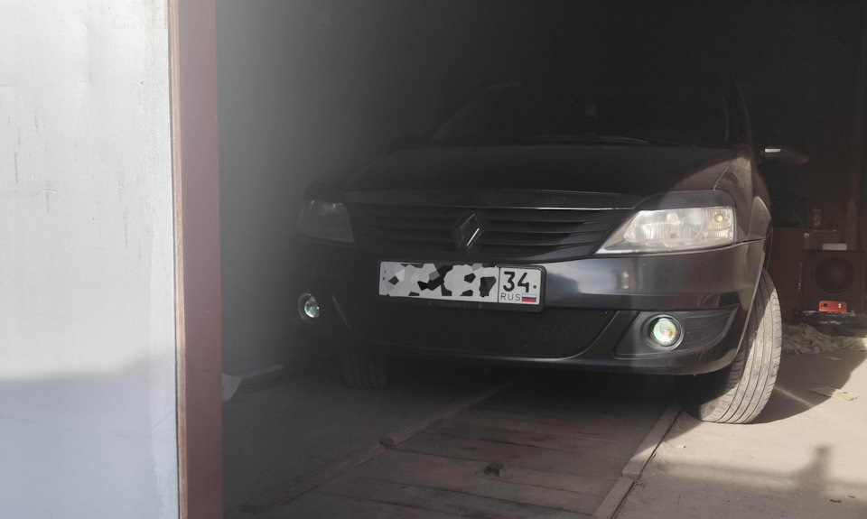 Фото в бортжурнале Renault Logan (1G)