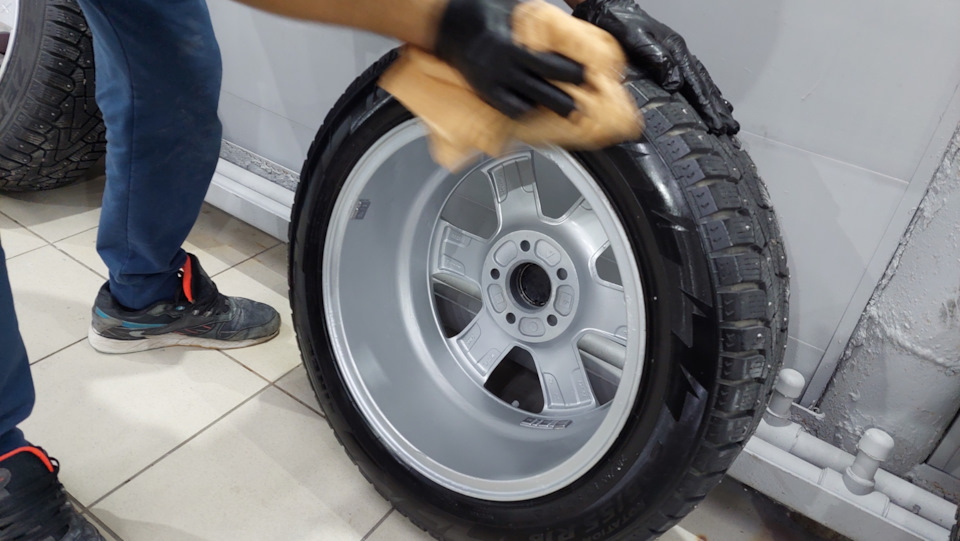 Фото в бортжурнале Volvo S40 (2G)