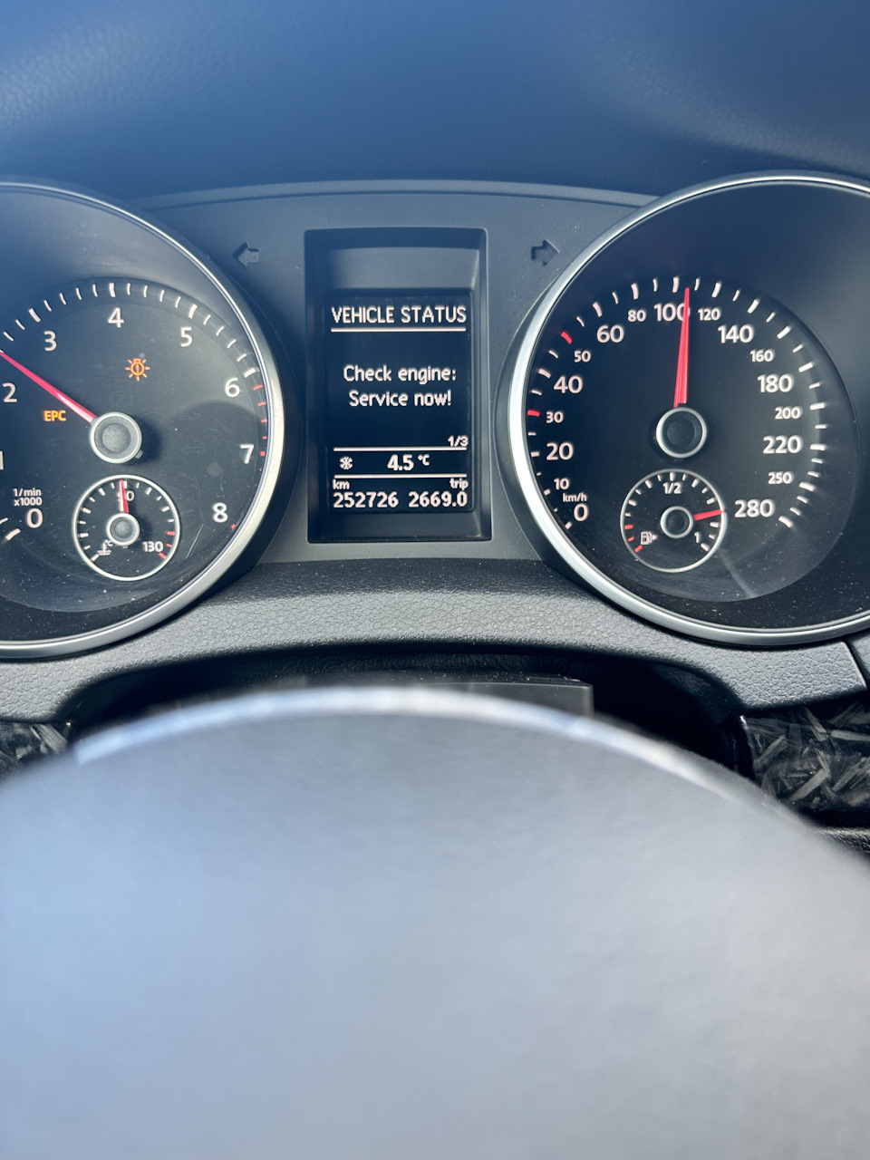 . — Volkswagen Golf GTI Mk6. Запчасти на фото: 252726