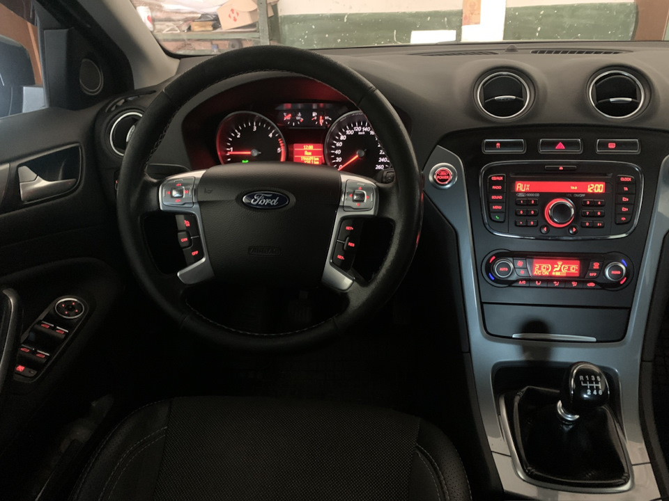 Фото в бортжурнале Ford Mondeo IV