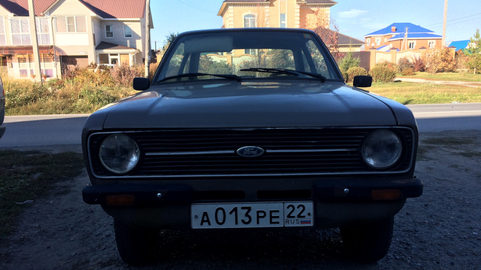 Фото в бортжурнале Ford Escort Mk2