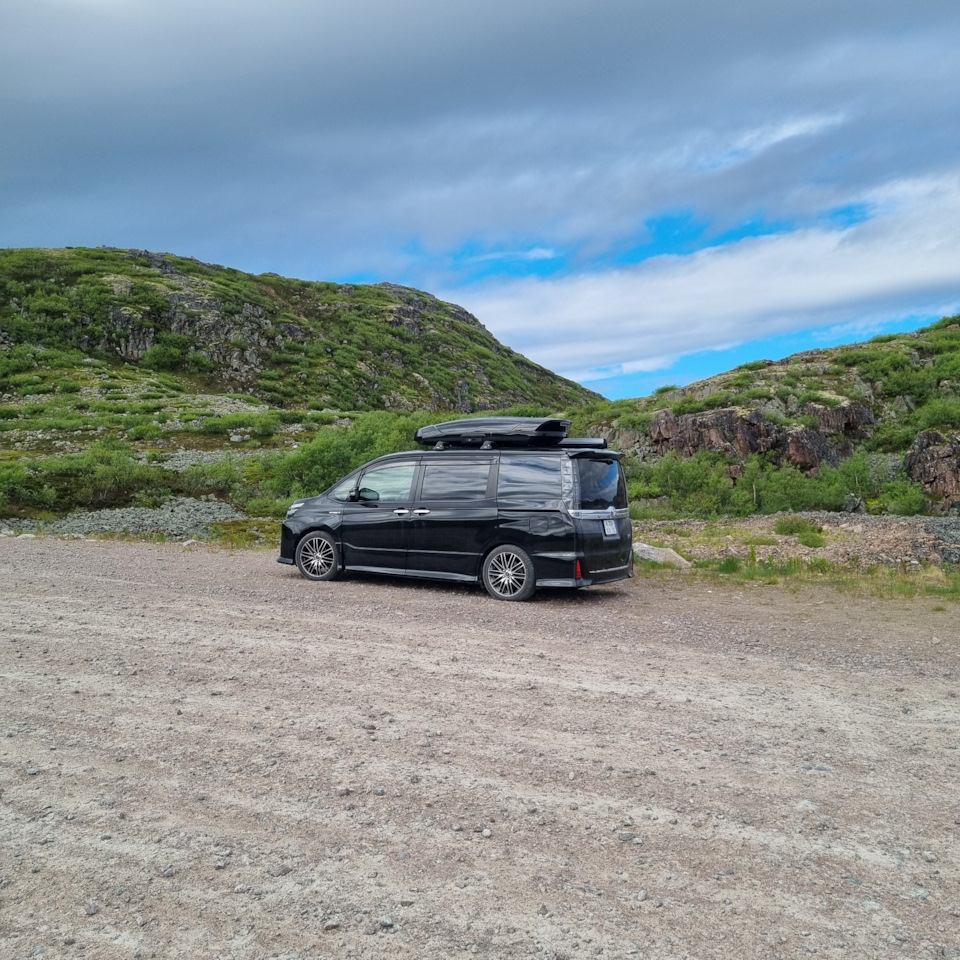 Фото в бортжурнале Toyota Voxy (3G)