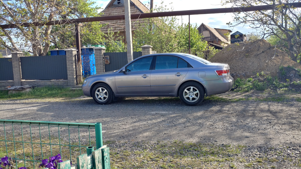 Фото в бортжурнале Hyundai Sonata V (NF)