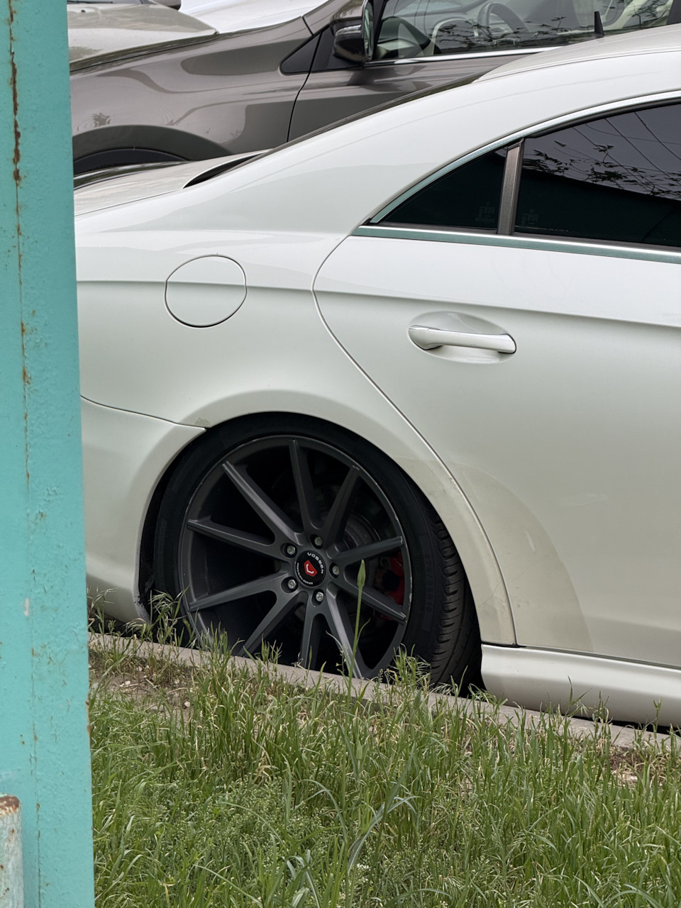 Фото в бортжурнале Mercedes-Benz CLS (W219)