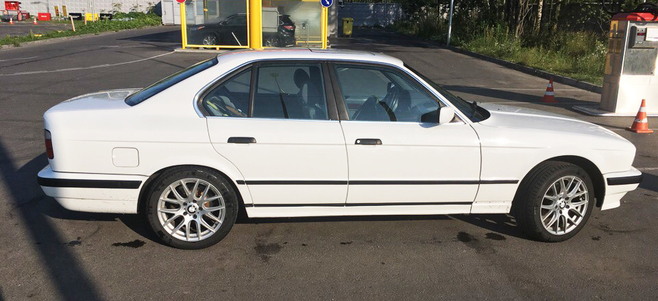 Фото в бортжурнале BMW 5 series (E34)