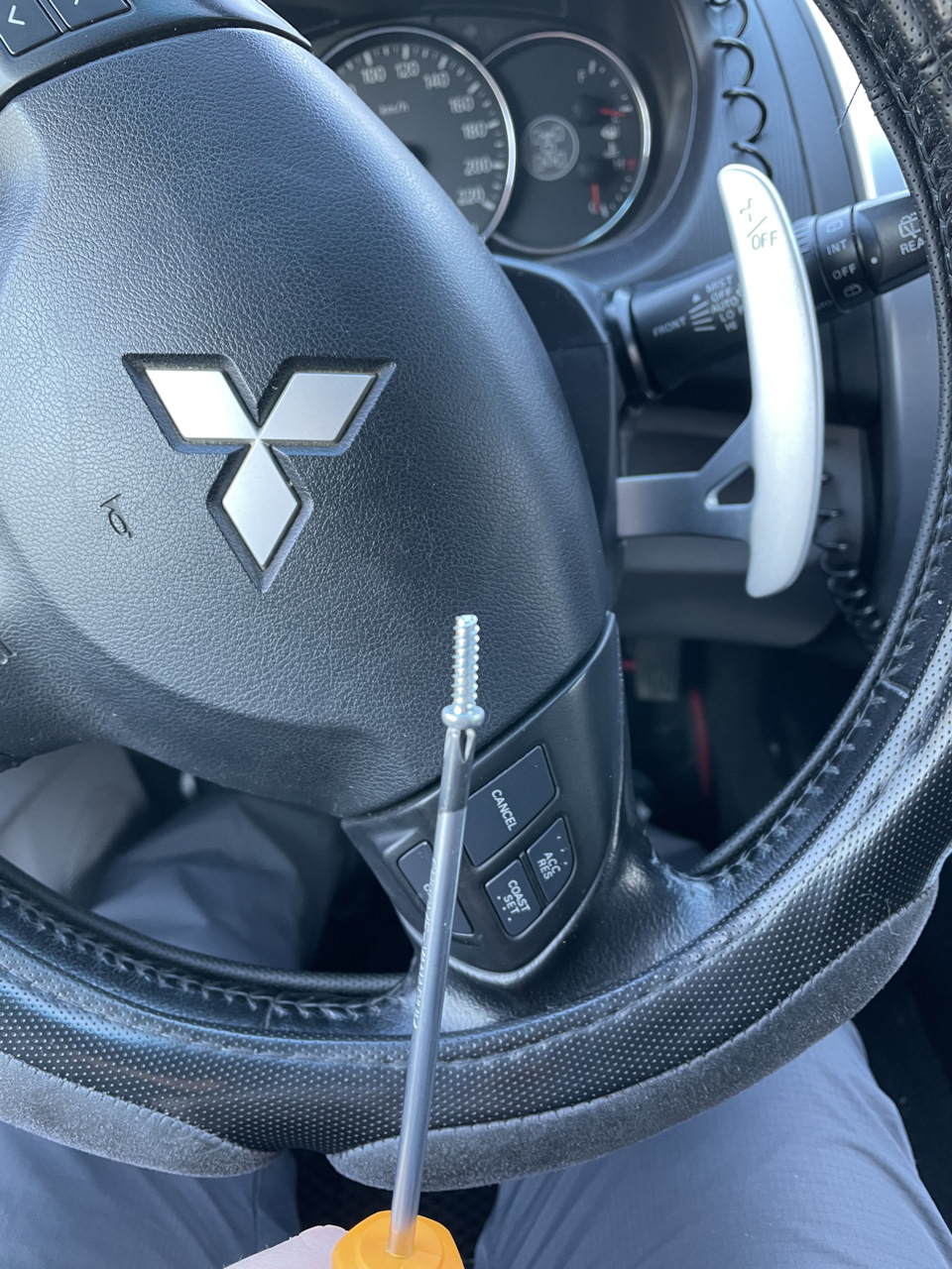 Один из наших противников! — Mitsubishi Pajero Sport (2G)