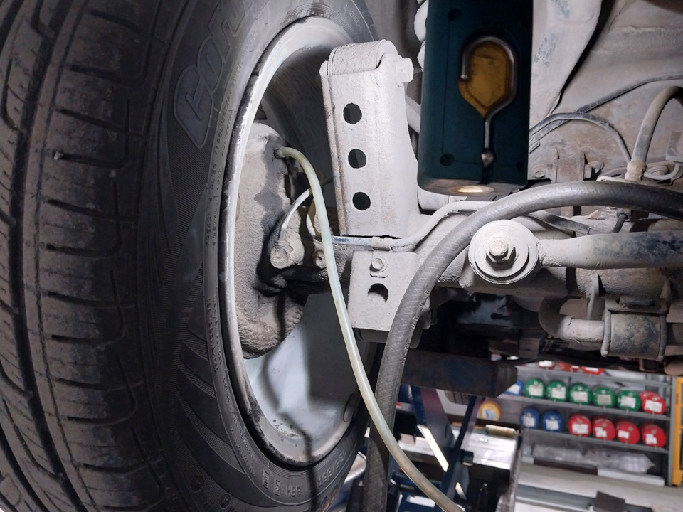 Фото в бортжурнале Toyota ist (1G)