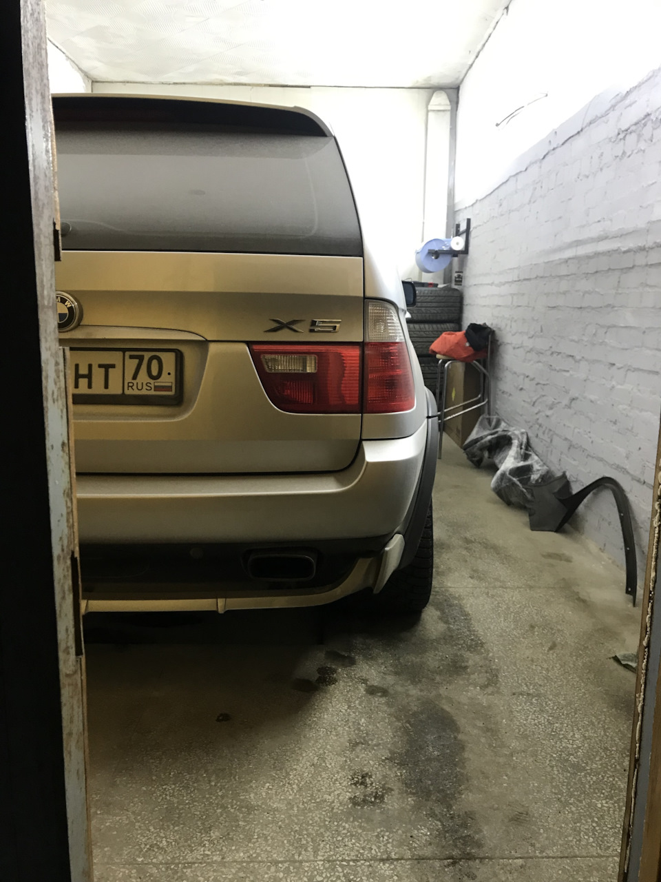 Фото в бортжурнале BMW X5 (E53)