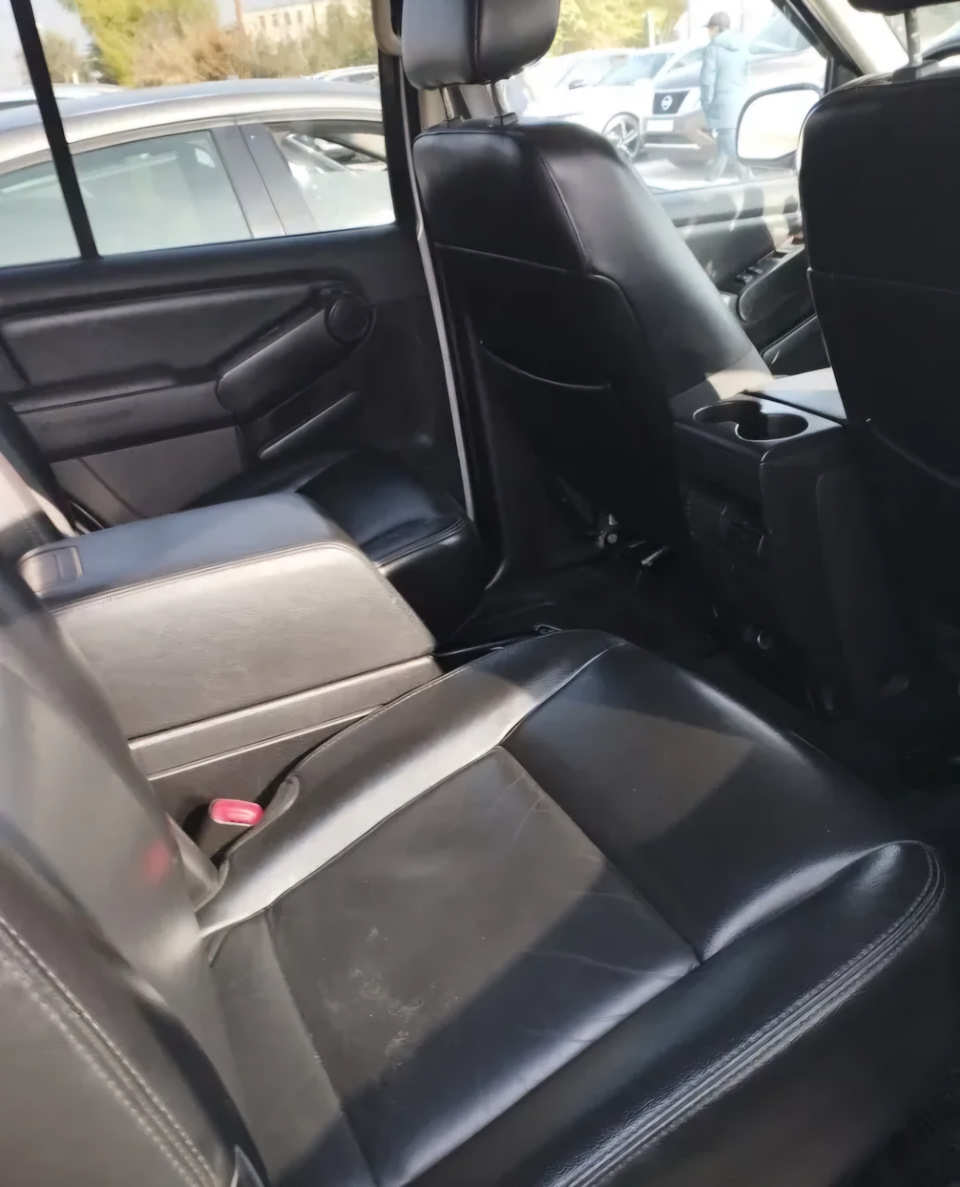 Фото в бортжурнале Ford Explorer (4G)
