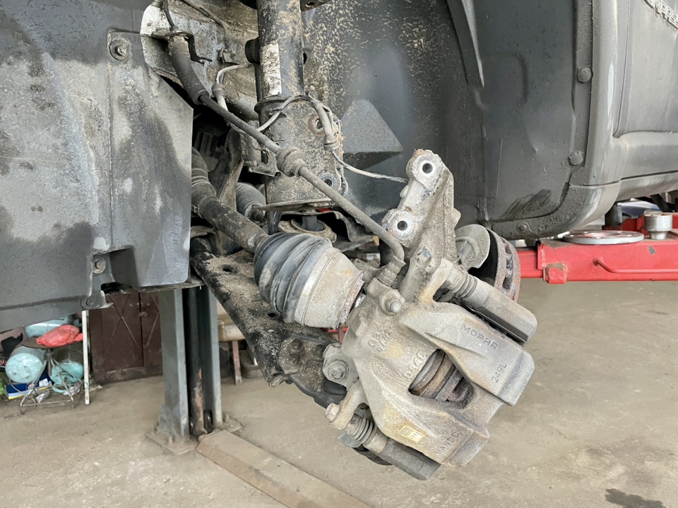 Фото в бортжурнале Jeep Compass (2G)