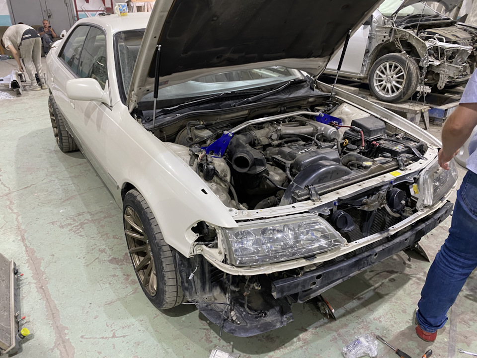 破損部分 Вторая неудачная попытка выставить зазоры на морде — Toyota Mark