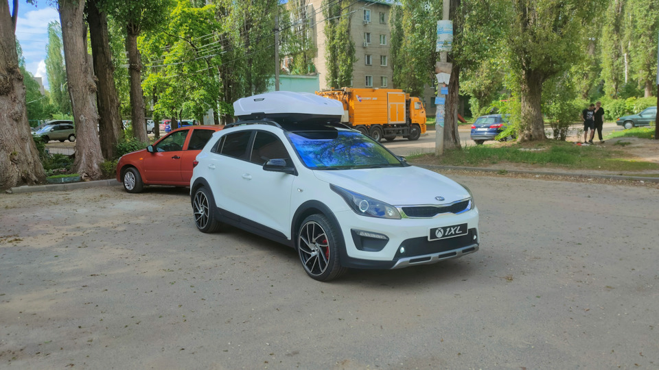Бандитка на районе 😎. — KIA Rio X-Line