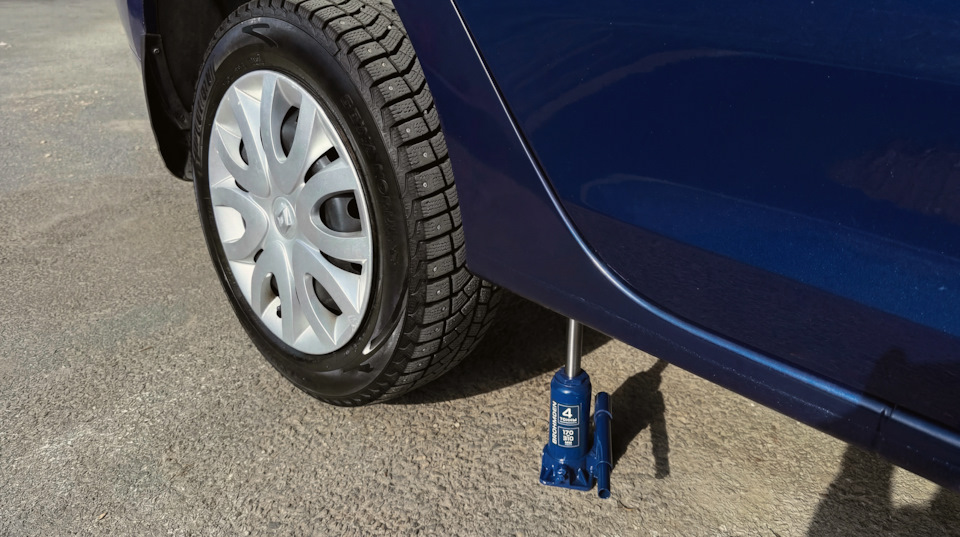 Photo from the logbook Renault Logan (2G)